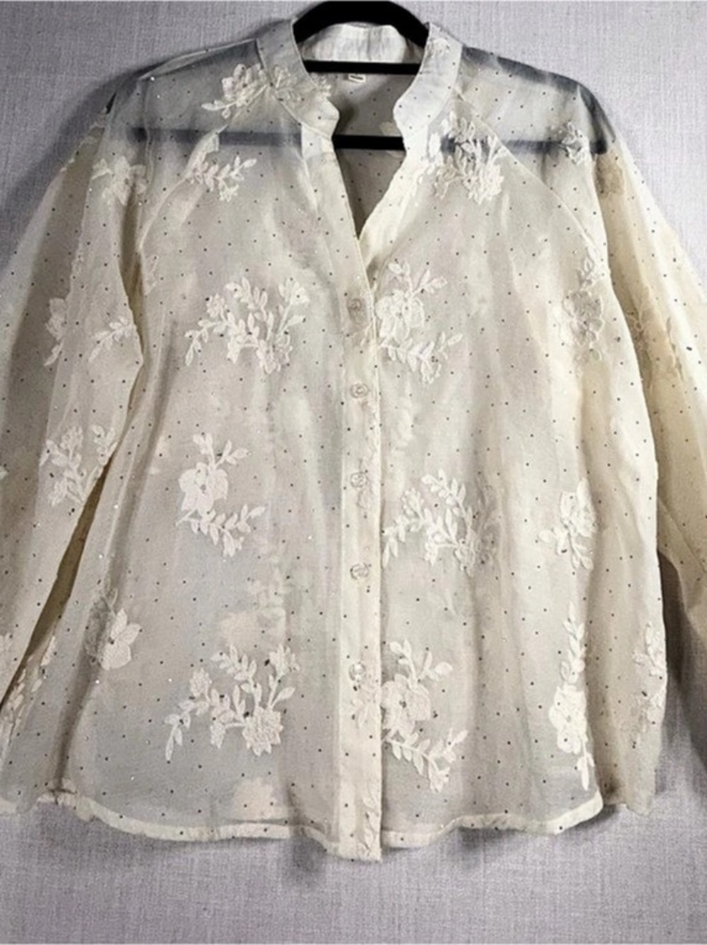 Alfred Dunner Floral Embroidered Blouse in White Like New